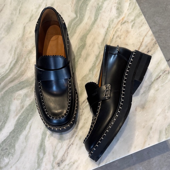Chloe Classic Black leather Loafers